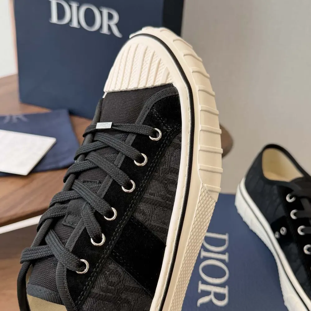 Dior Unisex Hooper Low-Top Sneaker Black Dior Oblique Jacquard and Black Suede Calfskin 6 Dior Unisex Hooper Low-Top Sneaker Black Dior Oblique Jacquard and Black Suede Calfskin