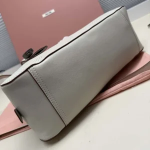 Miu Miu Women Vivant Leather Bag Chalk White 5BB199