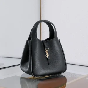 Saint Laurent YSL Women Le 5 À 7 Baby Bea In Grained Leather-Black