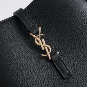 Saint Laurent YSL Women Le 5 À 7 Baby Bea In Grained Leather-Black
