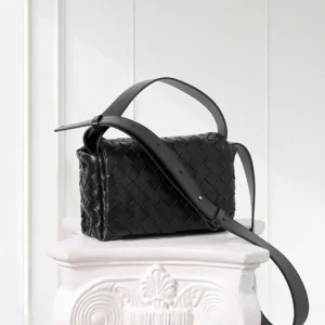 Bottega Veneta Men Intrecciato Mini Bag With Flap Black
