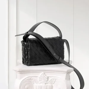 Bottega Veneta Men Intrecciato Mini Bag With Flap Black