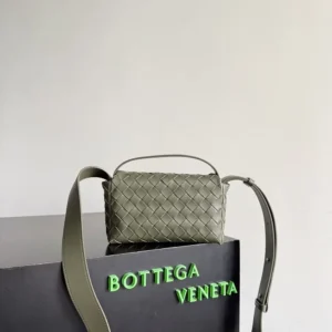 Bottega Veneta Men Intrecciato Mini Bag With Flap Dark Green
