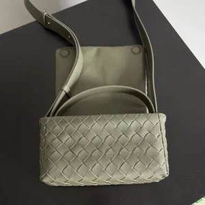 Bottega Veneta Men Intrecciato Mini Bag With Flap Dark Green