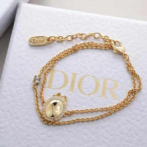 Dior Women Médaillon Bracelet Gold-Finish Metal and Crystals