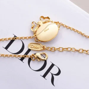 Dior Women Médaillon Bracelet Gold-Finish Metal and White Mother-of-Pearl