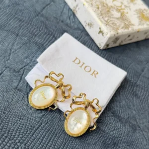 Dior Women Médaillon Earrings Gold-Finish Metal and White Mother-of-Pearl