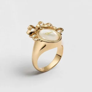Dior Women Médaillon Ring Gold-Finish Metal and White Mother-of-Pearl