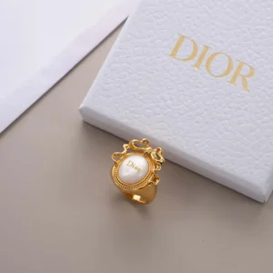 Dior Women Médaillon Ring Gold-Finish Metal and White Mother-of-Pearl
