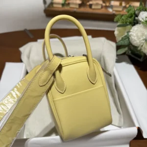 Hermes Women Lindy II Mini Bag in Swift Calfskin