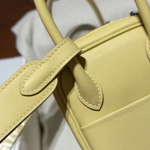 Hermes Women Lindy II Mini Bag in Swift Calfskin