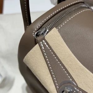 Hermes Women Lindy II Mini Bag in Swift Calfskin