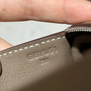 Hermes Women Lindy II Mini Bag in Swift Calfskin