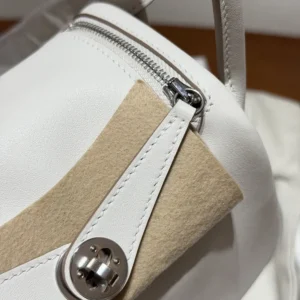 Hermes Women Lindy II Mini Bag in Swift Calfskin H085957CK