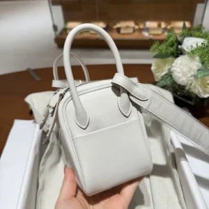 Hermes Women Lindy II Mini Bag in Swift Calfskin H085957CK