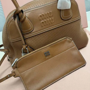 Miu Miu Women Vivant Leather Bag-Caramel 5BB199