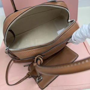 Miu Miu Women Vivant Leather Bag-Caramel 5BB199