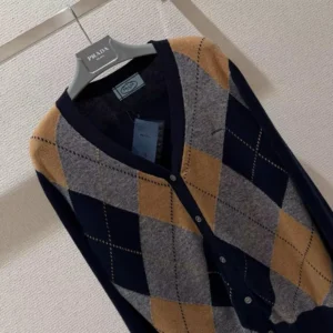 Prada Men Argyle Cashmere Cardigan P25O486519