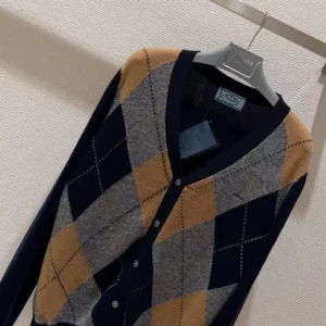 Prada Men Argyle Cashmere Cardigan P25O486519