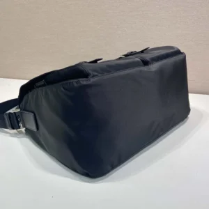 Prada Unisex Re-Nylon Shoulder Bag-Black 2VD072