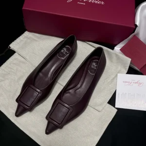 Roger Vivier Women Viv In The City Ballerinas In Leather Burgundy