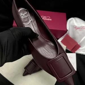Roger Vivier Women Viv In The City Ballerinas In Leather Burgundy