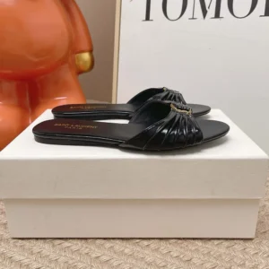Saint Laurent YSL Women Babylone Slides In Smooth Leather Black