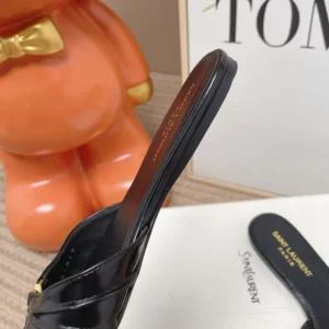 Saint Laurent YSL Women Babylone Slides In Smooth Leather Black
