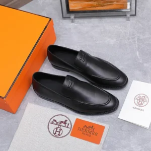 Hermes Men Newton Loafer-Black H262941ZA01395