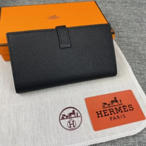 Hermes Unisex Bearn Wallet in Epsom Calfskin-Black H039078CK