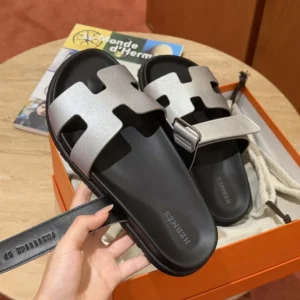Hermes Unisex Chypre Sandal-Silver Gray H261072Z 52355