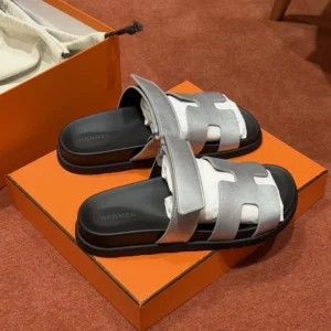 Hermes Unisex Chypre Sandal-Silver Gray H261072Z 52355