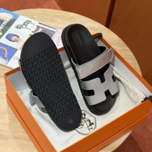 Hermes Unisex Chypre Sandal-Silver Gray H261072Z 52355