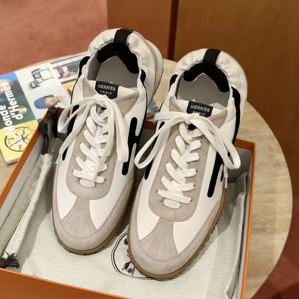 Hermes Unisex Jet Sneaker-Black H242154Z 04355 5 Sneaker in Nappa leather and suede goatskin with contrasting design and iconic "H" detail