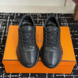 Hermes Unisex Neon Sneaker-Black H262898ZH01400