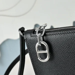 Hermes Unisex Zipengo Chaine D'Ancre To Go Pouch-Black/Silver