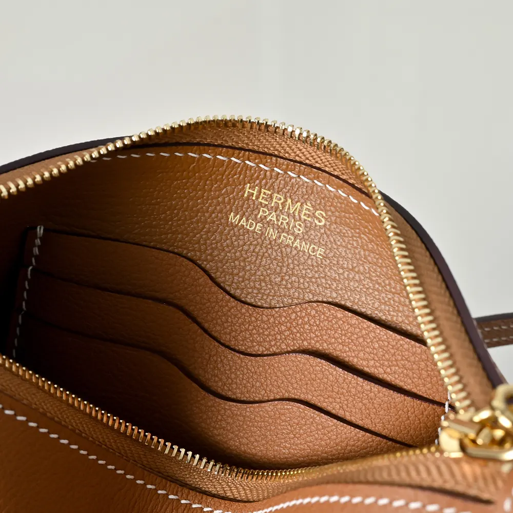 Hermes Unisex Zipengo Chaine D'Ancre To Go Pouch-Brown/Gold 10 Hermes Unisex Zipengo Chaine D'Ancre To Go Pouch-BrownGold